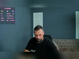 Xlovecam Free Live Porn of BrianHott
