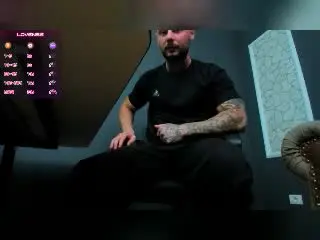 Xlovecam Live Sex Cam of BrianHott