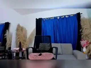 Xlovecam Free Live Porn of AliceKayleigh