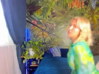 Xlovecam Live Sex of Misstyk