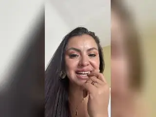 Xlovecam Live Sex of CharlotteDevereaux