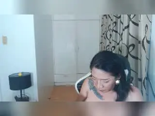 Xlovecam Live Sex Cam of SexyFantasyYuri