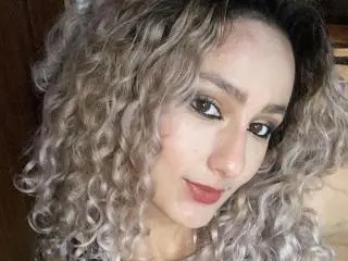 Xlovecam Adult Video Chat of ElenaSaenz