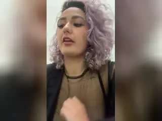 Xlovecam Sex Cam of ElenaSaenz
