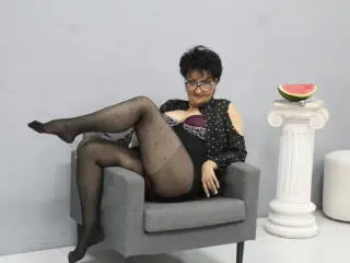 Xlovecam Live Sex of SondraRiddle