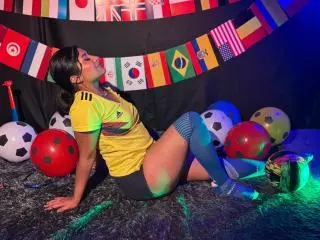 Xlovecam Adult Webcams of ZarayWhitMoreLove