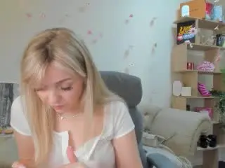 Xlovecam Live Sex Cam of SugarrX