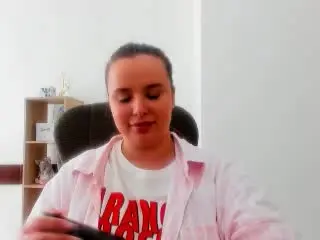 Xlovecam Live Sex Cam of Asterria