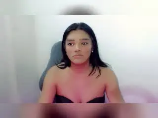 Xlovecam Private Sex Chat of EsaMarie