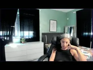 Xlovecam Best Webcam of LexxyVelure