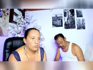 Xlovecam Adult Webcam of KateAndJonh