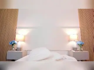 Xlovecam Live Sex of MiaaRouge