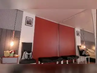 Xlovecam Watch Live Sex Cams of GiuliaAddams