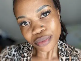 Xlovecam Private Sex Chat of Sashie