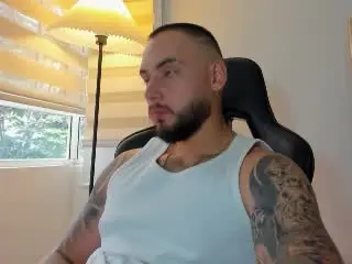 Xlovecam Private Sex Chat of FrankJones