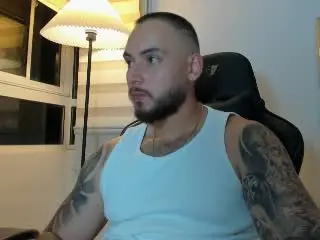 Xlovecam Adult Video Chat of FrankJones