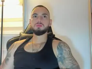 Xlovecam Adult Webcams of FrankJones