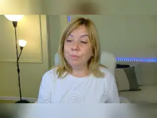 Xlovecam Adult Webcam of ChristinaDavedes