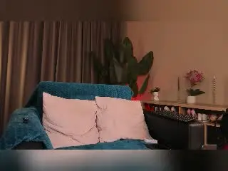 Xlovecam Free Live Porn of DeliciousChrissy