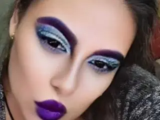 Xlovecam Watch Live Sex Cams of MayaSmith