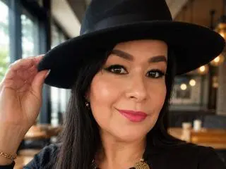 Xlovecam Best live sex cam show of TamaraFoxy