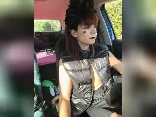 Xlovecam Live Sex Cam of OrianaLaFrancaise