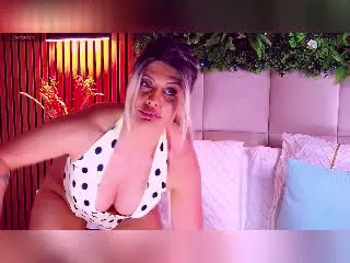 Xlovecam Live Sex of SalmaRoze