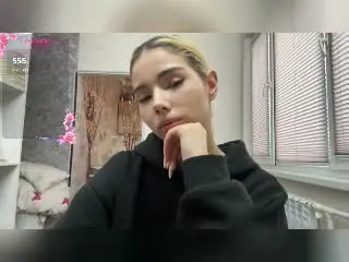 Xlovecam Watch Live Sex Cams of LaurineNghiem