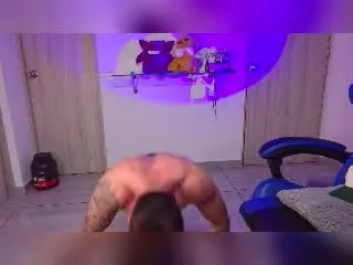 Xlovecam Sex Cam of TaylerDuster