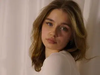 Xlovecam Free Porn Cam of JennyOsmun