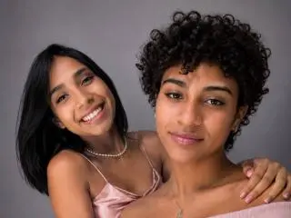 Xlovecam Free Porn Cam of ValeryAndDarianny