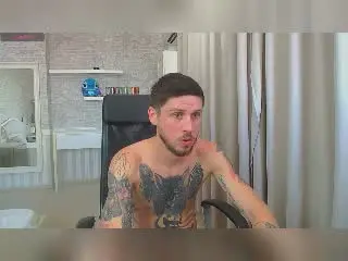 Xlovecam Free Live Porn of JonahShaw