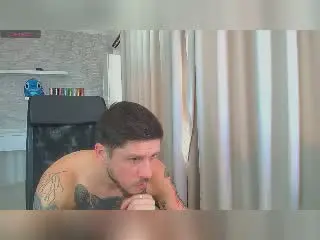 Xlovecam Free Live Porn of JonahShaw