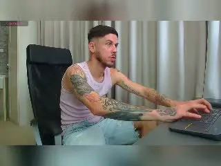 Xlovecam Private Sex Chat of JonahShaw
