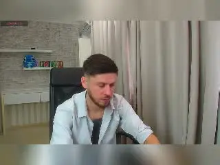 Xlovecam Live Porn of JonahShaw