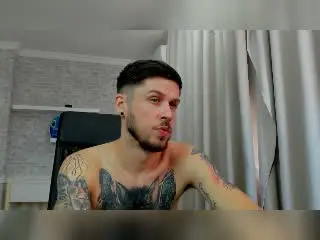 Xlovecam Private Sex Chat of JonahShaw