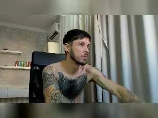 Xlovecam Watch Live Sex Cams of JonahShaw
