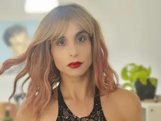 Xlovecam Free Live Porn of LaWendy69