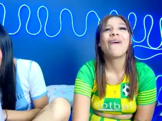 Xlovecam Sex Chat of FarianaKathyKaren