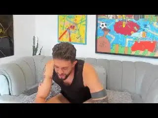Xlovecam Adult Video Chat of JordanPhillip