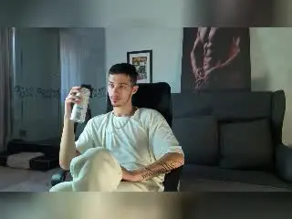 Xlovecam Adult Video Chat of KaydenDrew