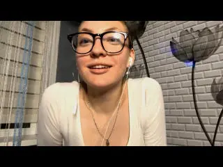 Xlovecam Nude Webcam of GigiWadkins