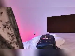 Xlovecam Sex Cam of EleanorB