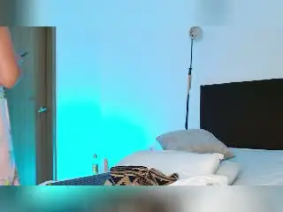 Xlovecam Adult Webcams of EleanorB