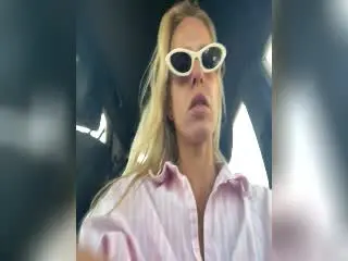 Xlovecam Best live sex cam show of SandraSwweet