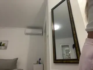 Xlovecam Watch Live Sex Cams of SandraSwweet