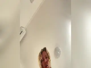 Xlovecam Live Sex of SandraSwweet
