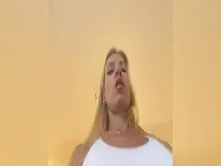 Xlovecam Live Sex of SandraSwweet
