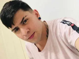 Xlovecam Sex Chat of Sthefano