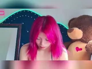 Xlovecam Watch Live Sex Cams of ShofiaWett